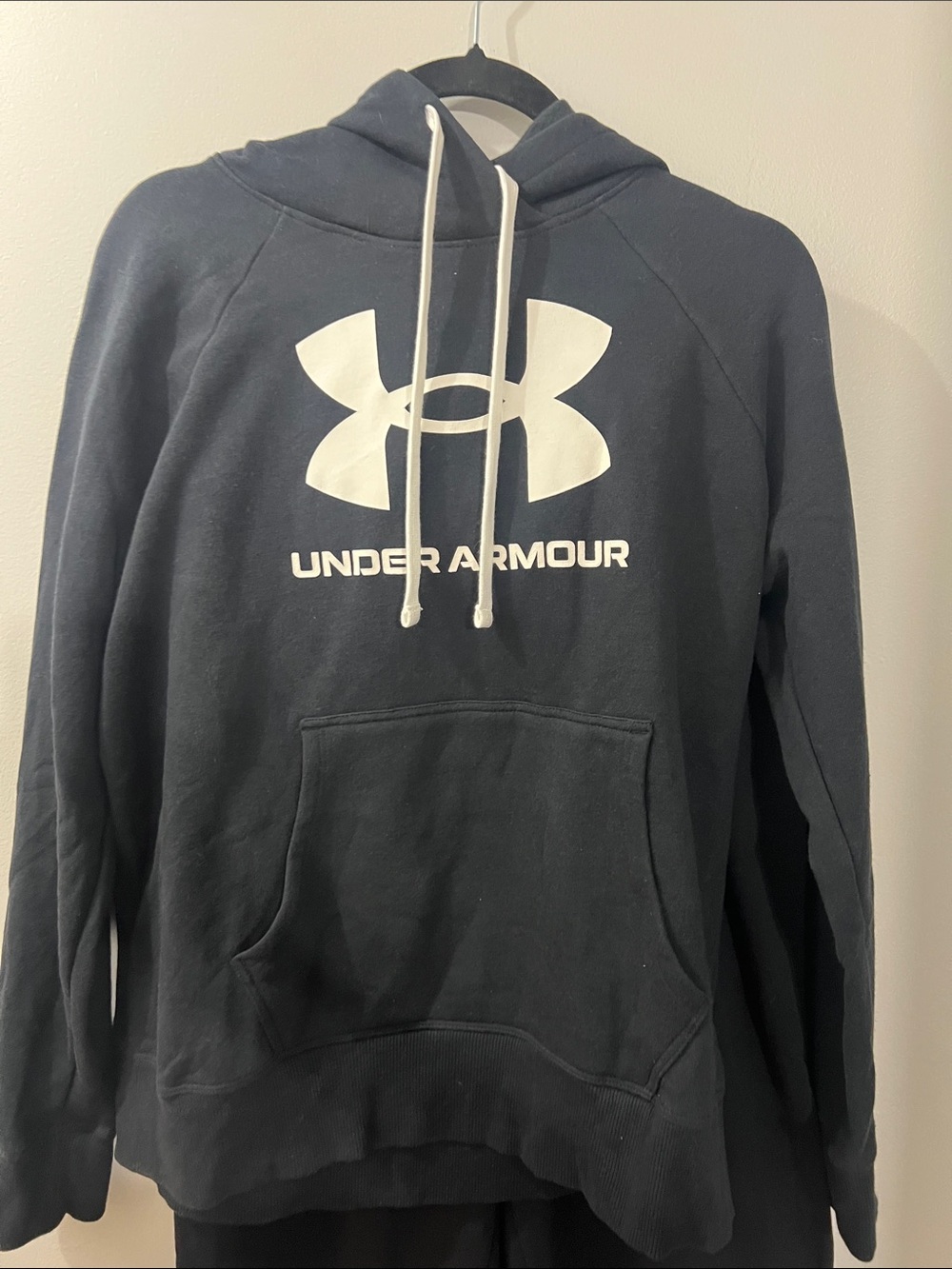 Under Armour Black Hoodie and Sweatpants with White Logo - Picture 2 of 8